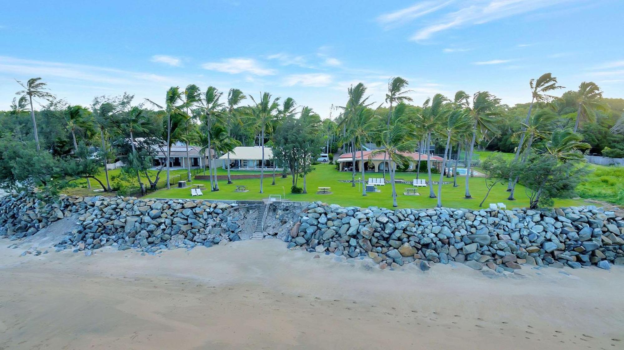 Comfort Resort Blue Pacific Mackay Bagian luar foto